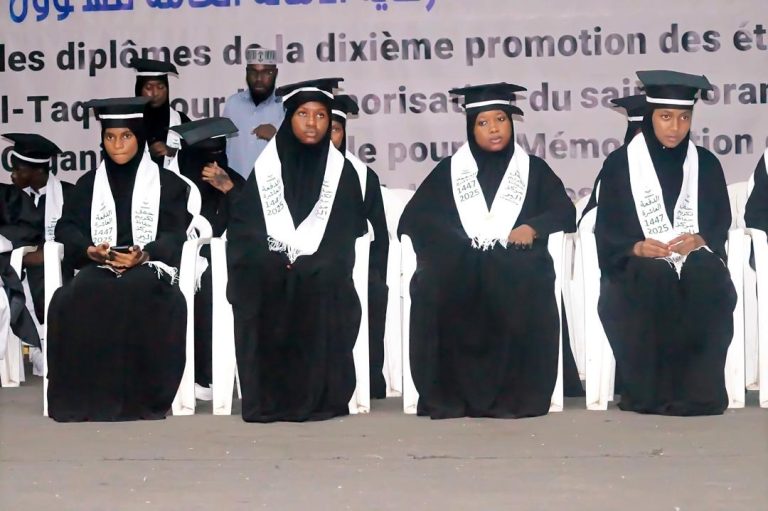 COMPTE RENDU DES REMISES DE DIPLOMES